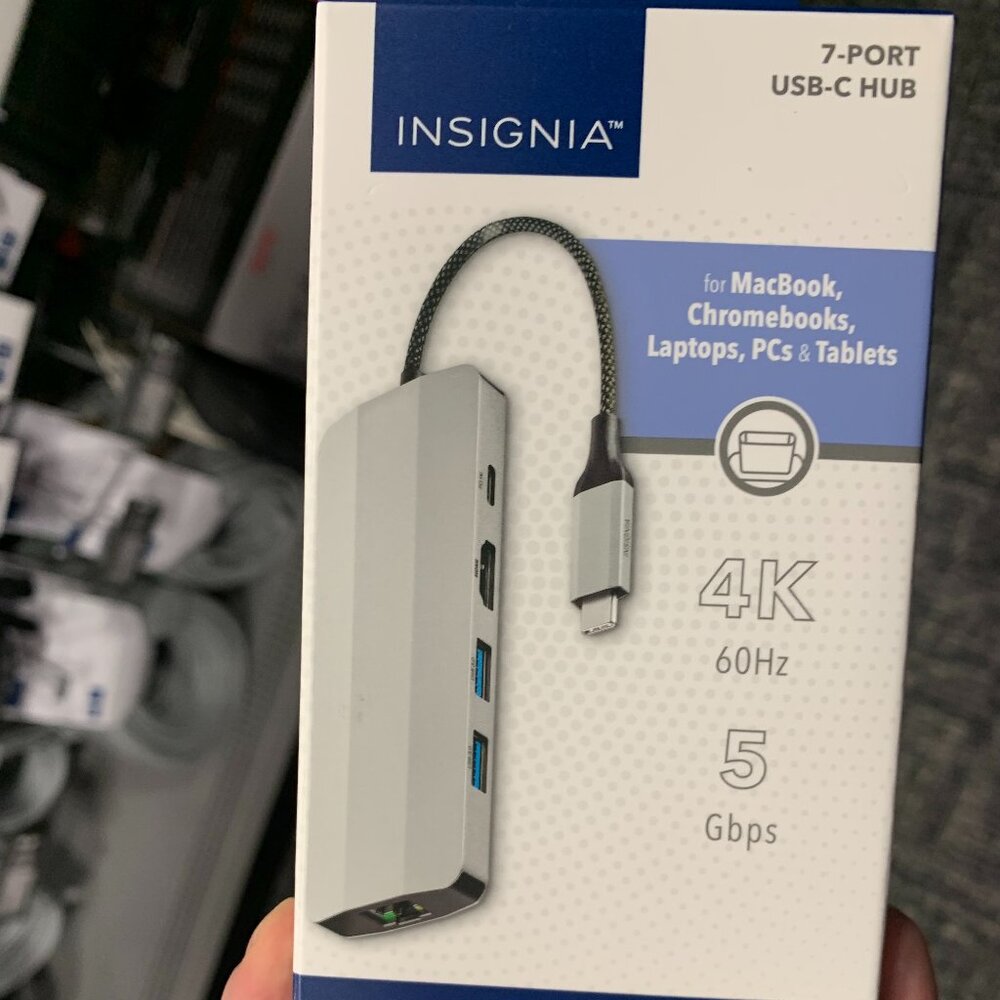 Temporarily unavailable: Open box 7-Port USB-C Docking station